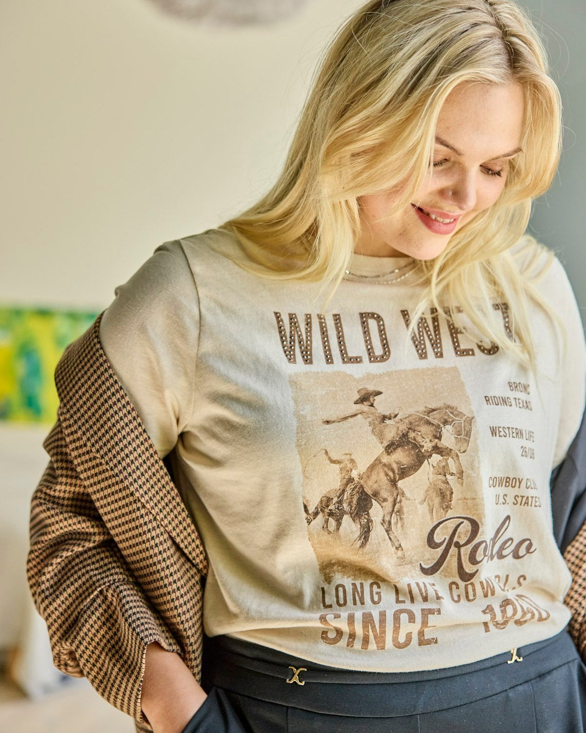 Shirts & Tops