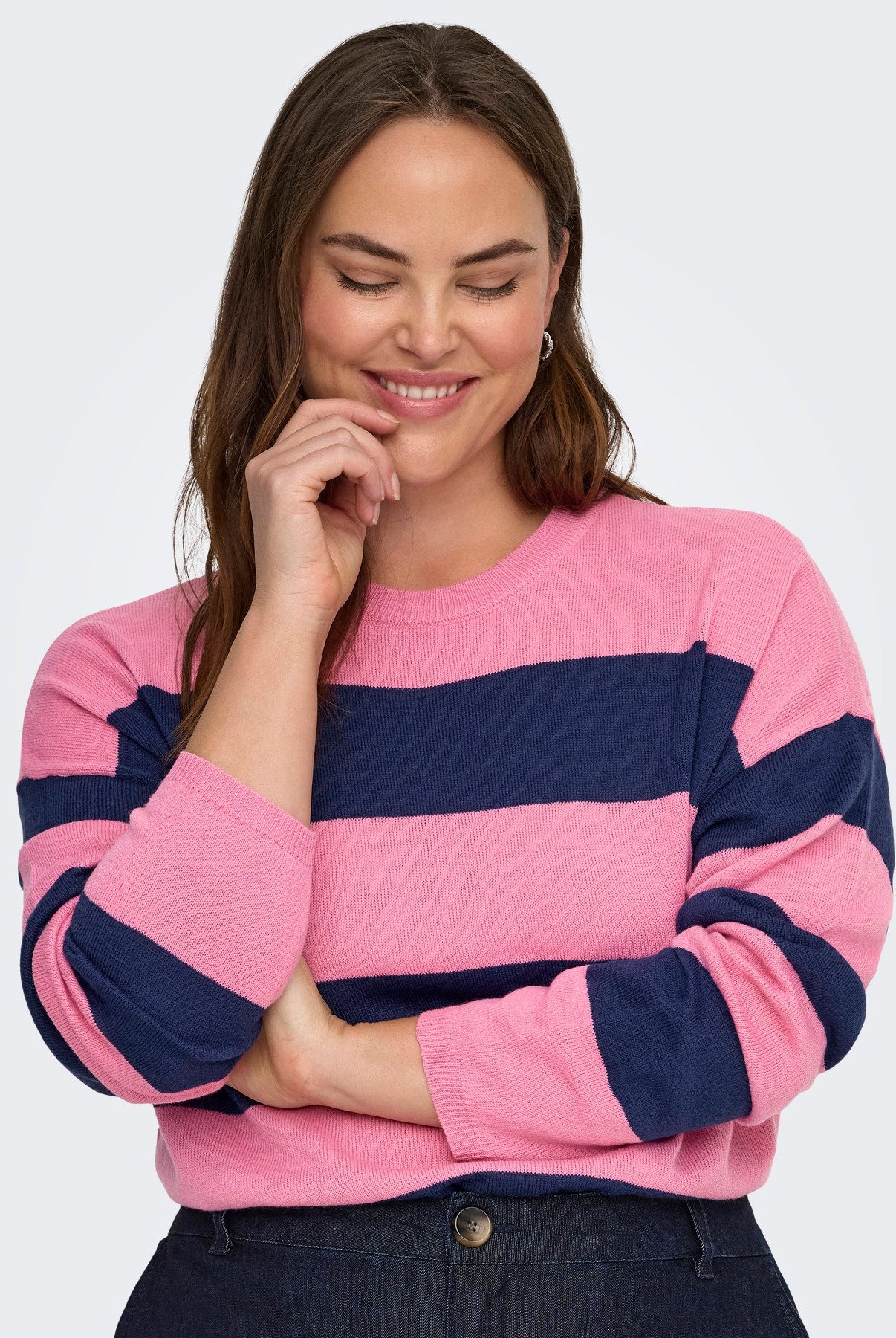 Blaues Sweatshirt mit Print vorn