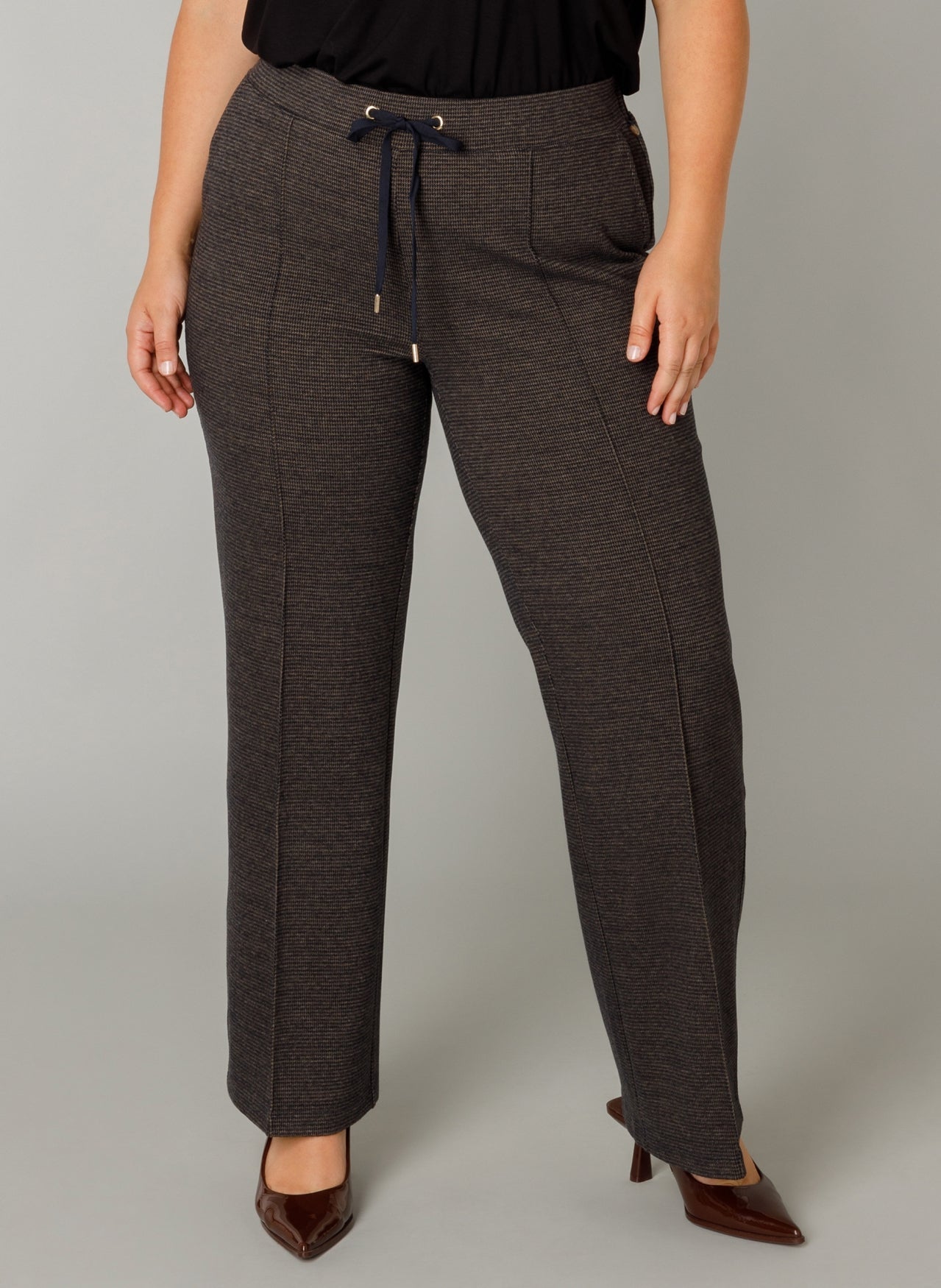 Blau braun kleinkarierte Hose