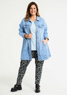 Jeansjacke in lang, Gozzip, Plus Size, jetzt bei Lieblingskurve kaufen