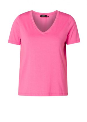 Freisteller Yesta Jessi T-Shirt fuchsia-pink mit V-Ausschnitt und Glitzerpaspel bei Lieblingskurve bestellen