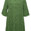 Kaffe Curve Kleid KCisma Ami in grün mit schwarzen Blumen gelegt von vorne Sommerkleid Große Größen bei Lieblingskurve bestellen